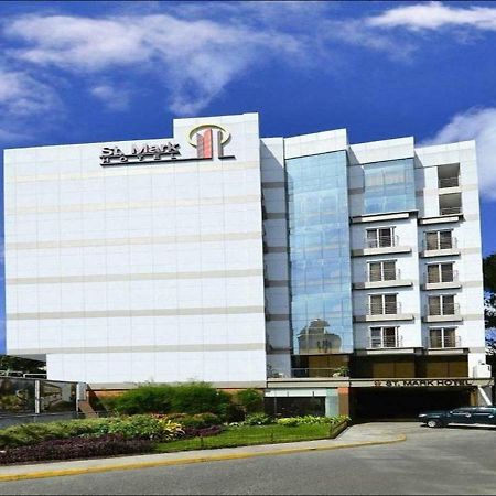 St Mark Hotel Cebu Buitenkant foto