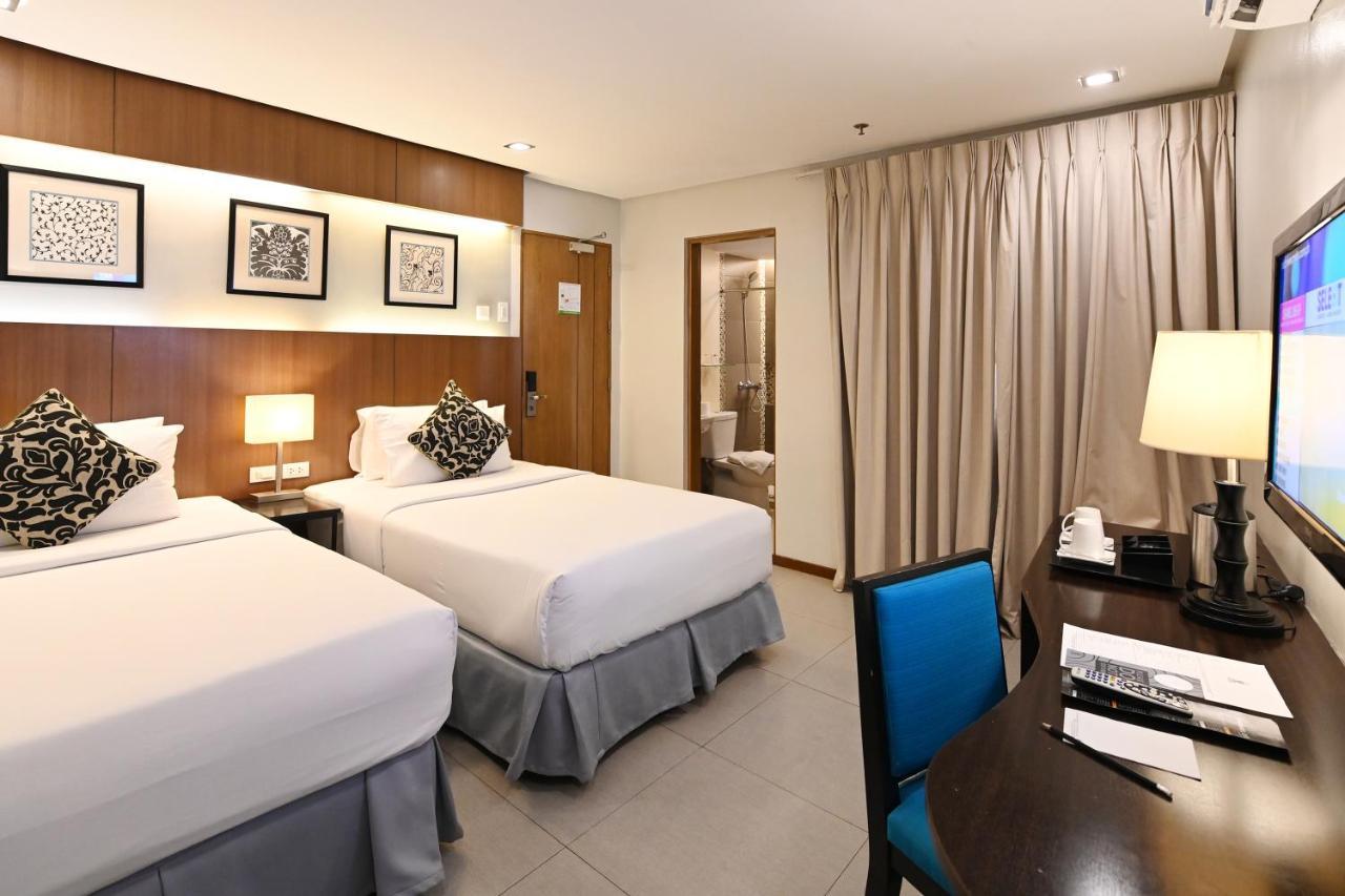 St Mark Hotel Cebu Buitenkant foto