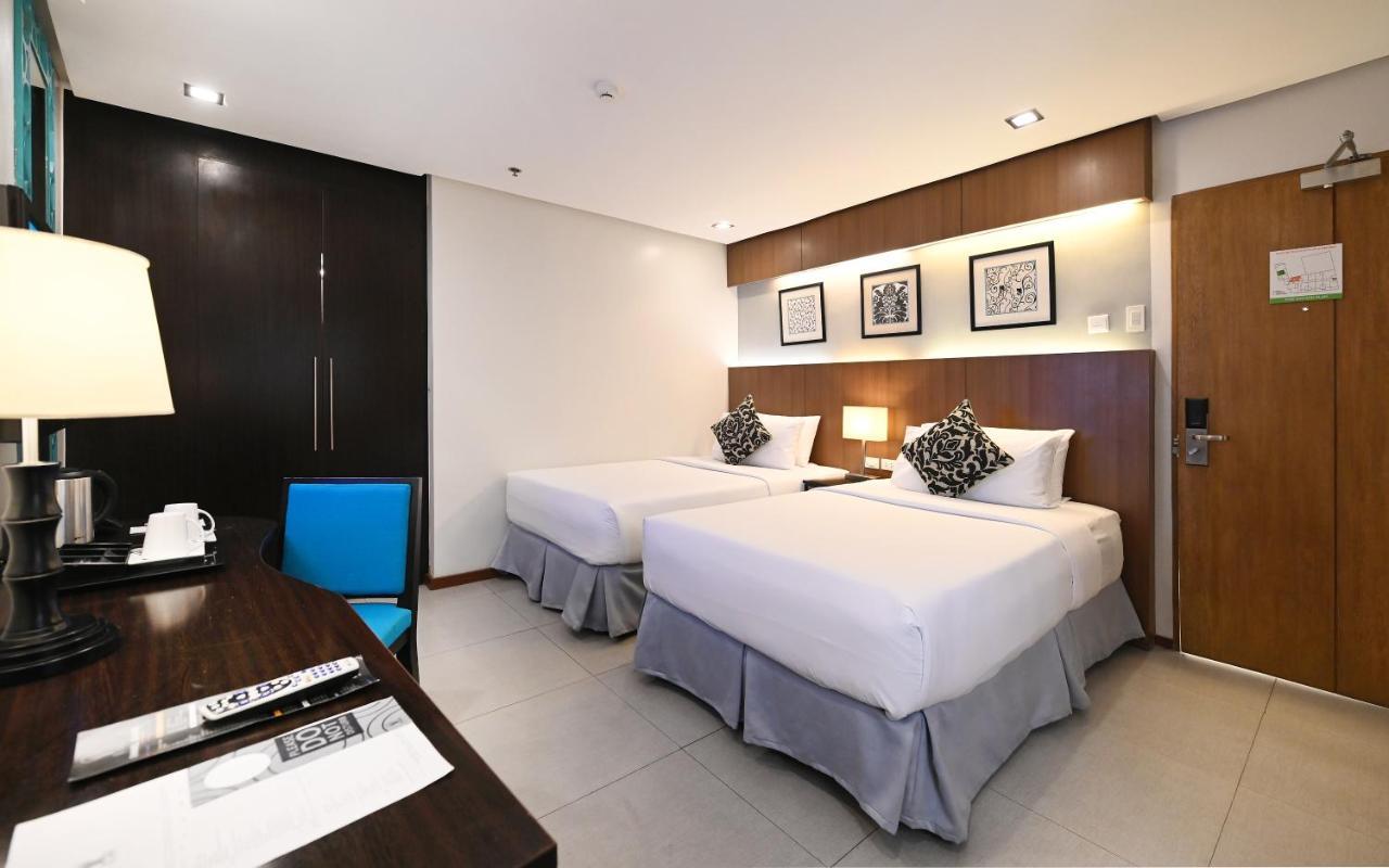 St Mark Hotel Cebu Buitenkant foto