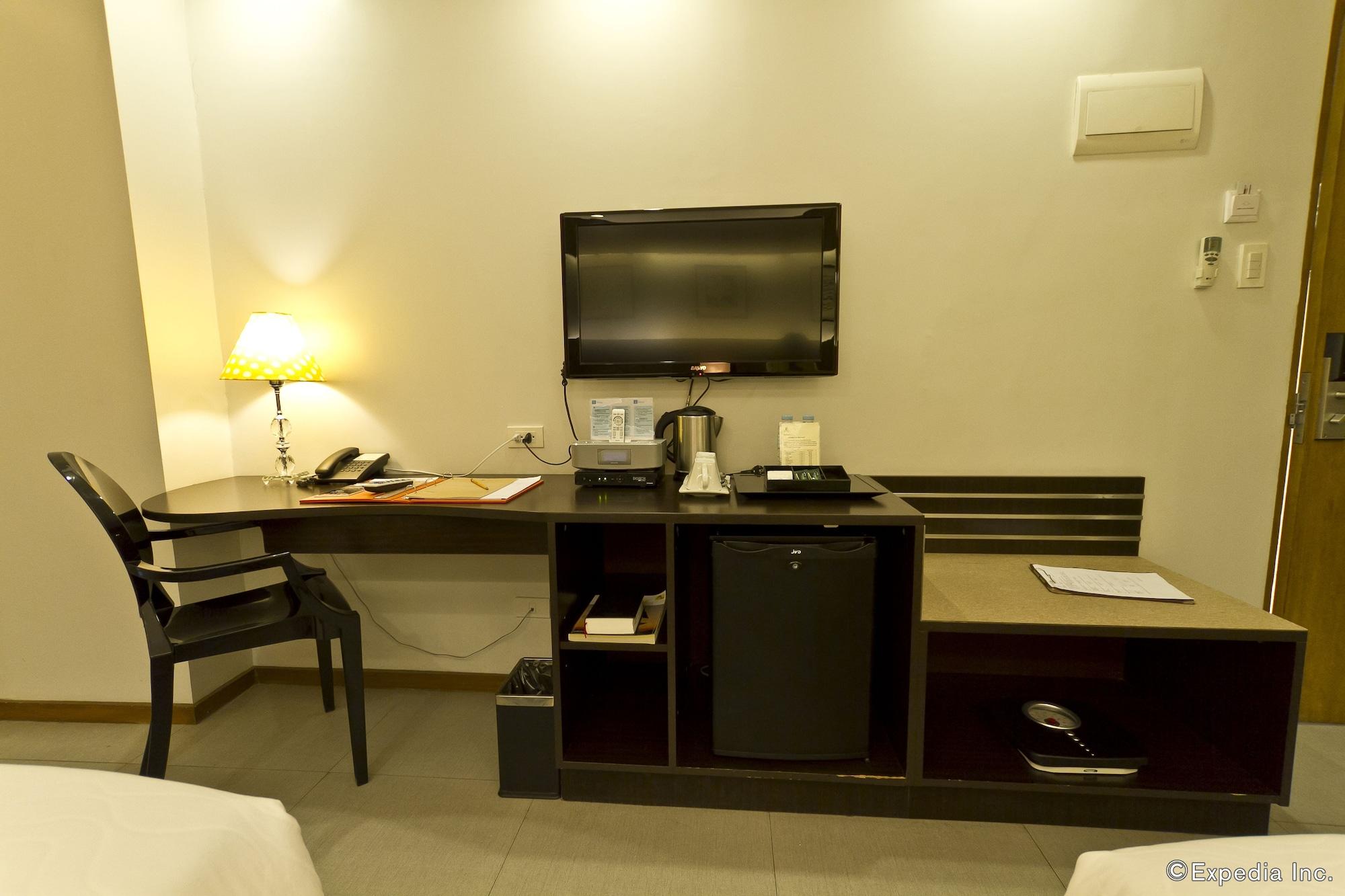 St Mark Hotel Cebu Buitenkant foto