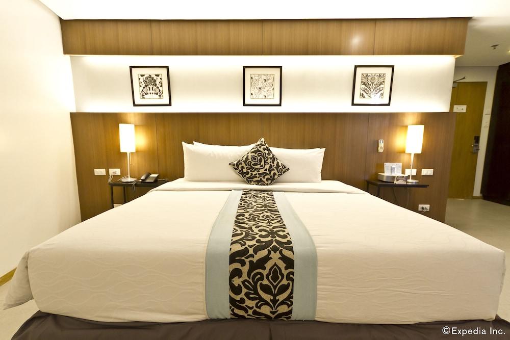 St Mark Hotel Cebu Buitenkant foto